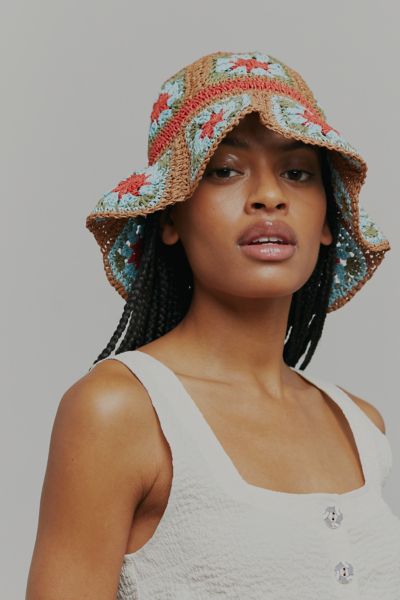 urban outfitters crochet hat