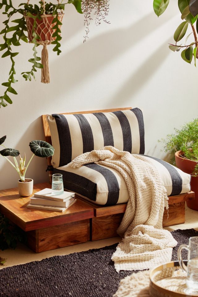 Urban outfitters chaise cheap lounge