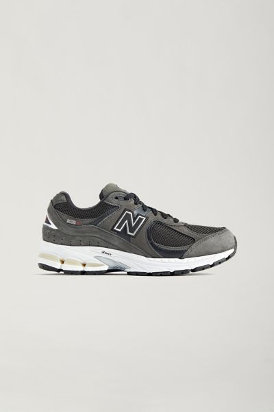 New Balance 2002r Sneaker In Washed Black
