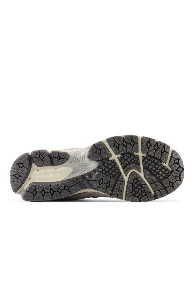 New Balance Men's 2002R Sneaker #2