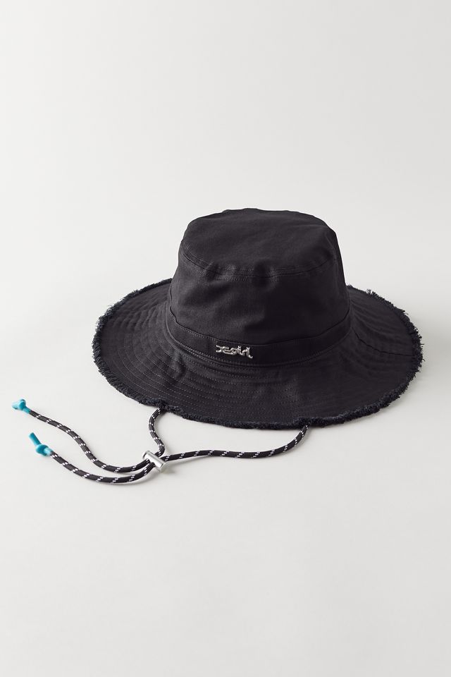 X-girl Resort Bucket Hat | Urban Outfitters display picture 3