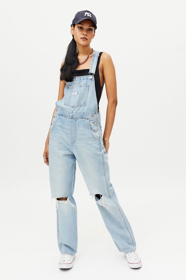 Levi's Vintage Overall – Bright Light | Urban Outfitters
