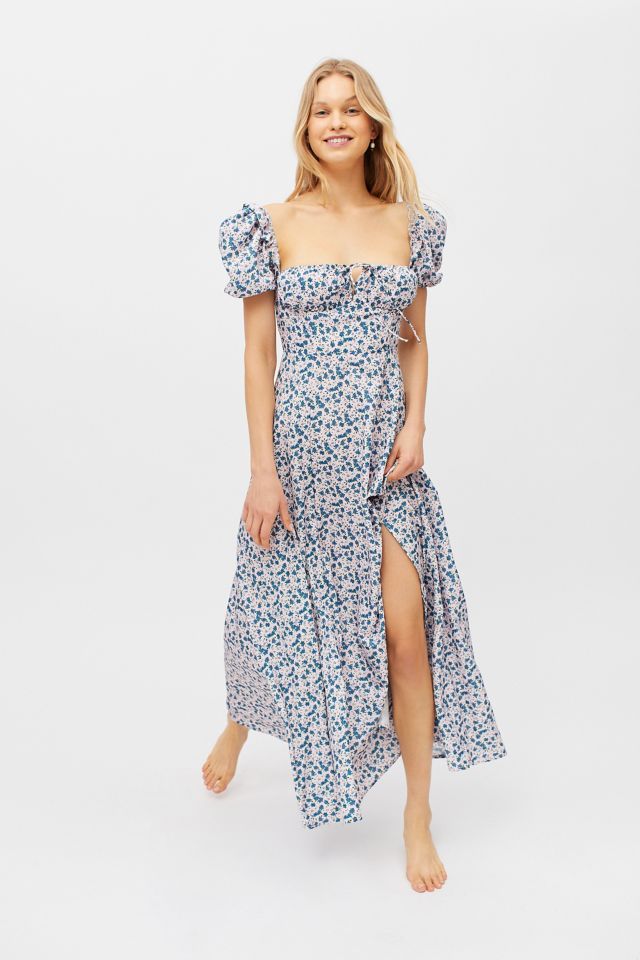 Puffy best sale maxi dress