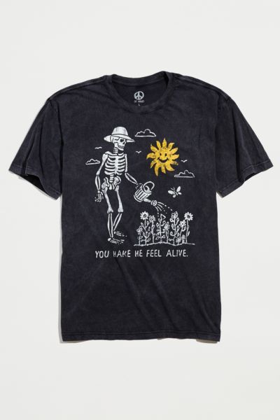 You Make Me Feel Alive Skeleton Tee | Urban Outfitters