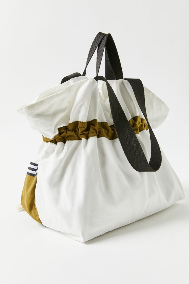 UO Gaia Tote Bag #2