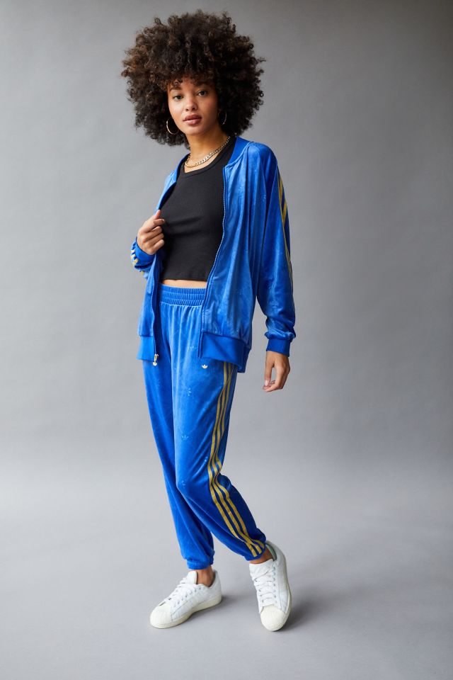 Adidas tracksuit urban sales outfitters