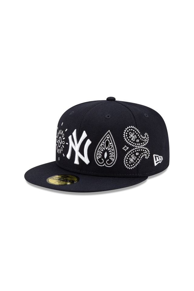 New Era New York Yankees Paisley Fitted Baseball Hat