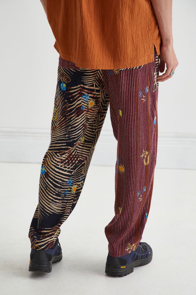 Pantalon recyclé avec écusson brodé Urban Renewal Remnants #3