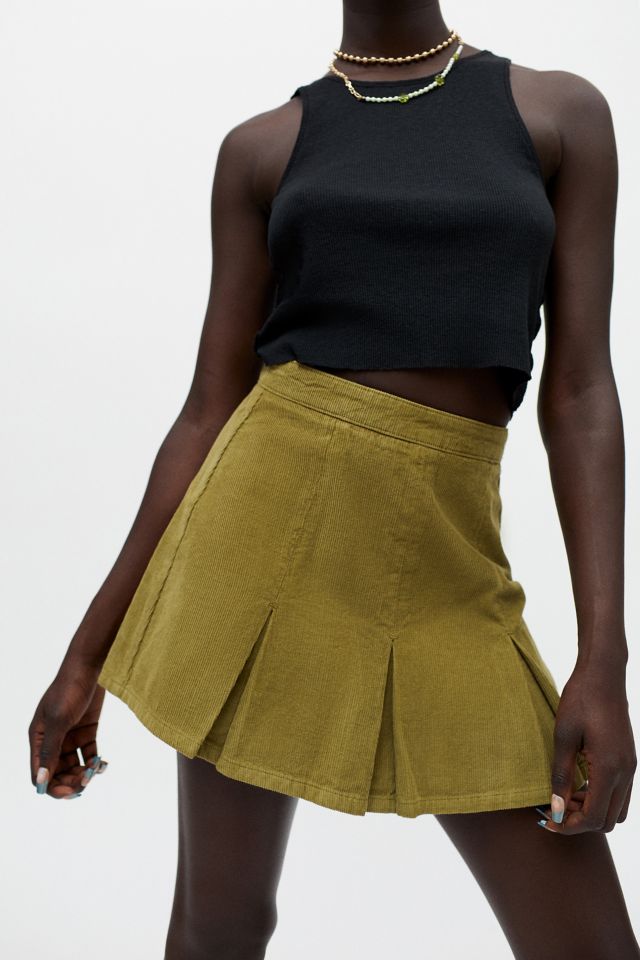 Plus size corduroy 2024 skirt urban outfitters