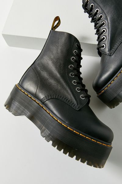 Women's Boots + Ankle Boots | Urban Outfitters