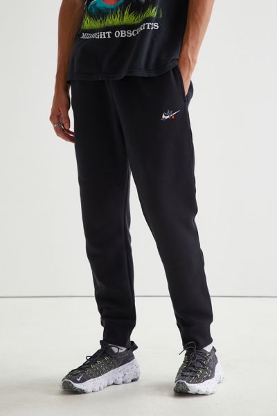 Nike Sportswear Floral Logo Tech Jogger | Urban Outfitters