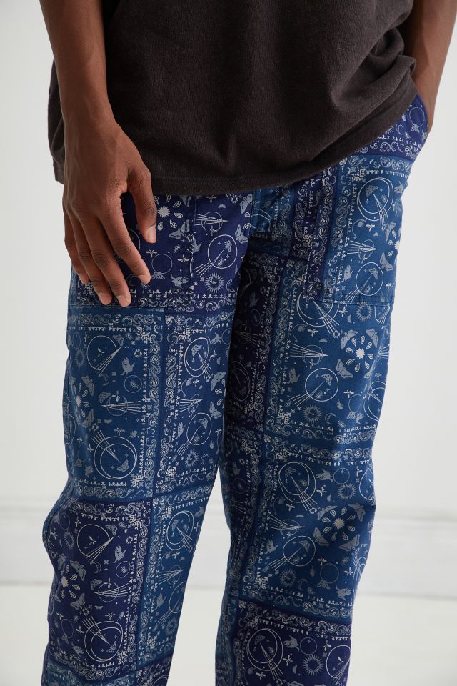 Levi's Printed Bandana Chore Pant | Urban Outfitters