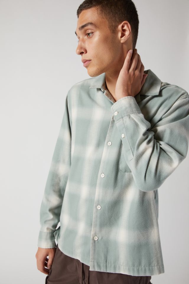 Gender-neutral Camp Collar Shirt - Sage – Devlyn van Loon