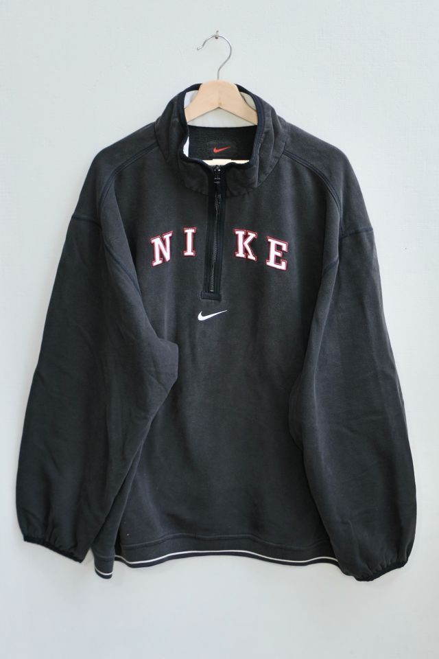 espíritu pulgar Manifiesto Vintage Nike Quarter Zip Branded Sweatshirt | Urban Outfitters