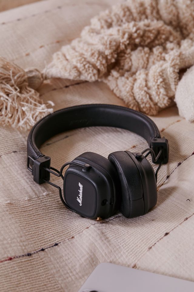 Marshall Major IV Headphones | Urban