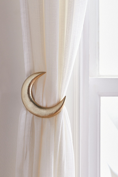 Moon Curtain Barrette | Urban Outfitters