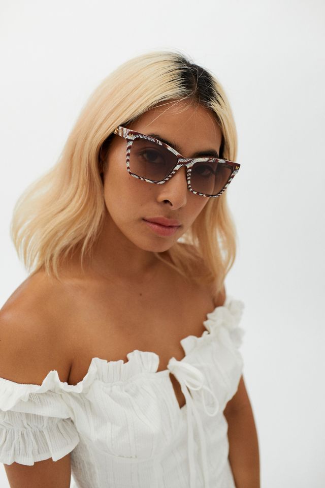 MACHETE Sally Square Sunglasses | Urban Outfitters display picture 2