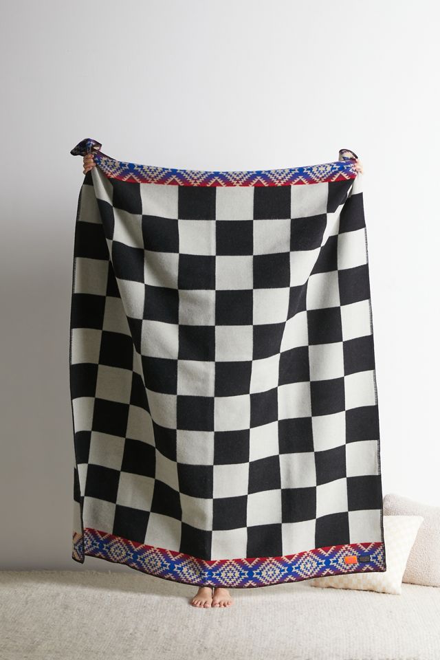 Pendleton UO Exclusive Checkered Wool Bed Blanket Urban Outfitters
