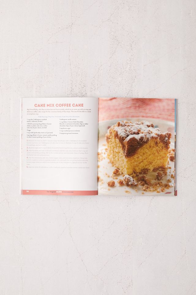 The Unofficial ALDI Cookbook: Delicious Recipes Made with Fan Favorites from the Award-Winning Grocery Store By Jeanette Hurt #1