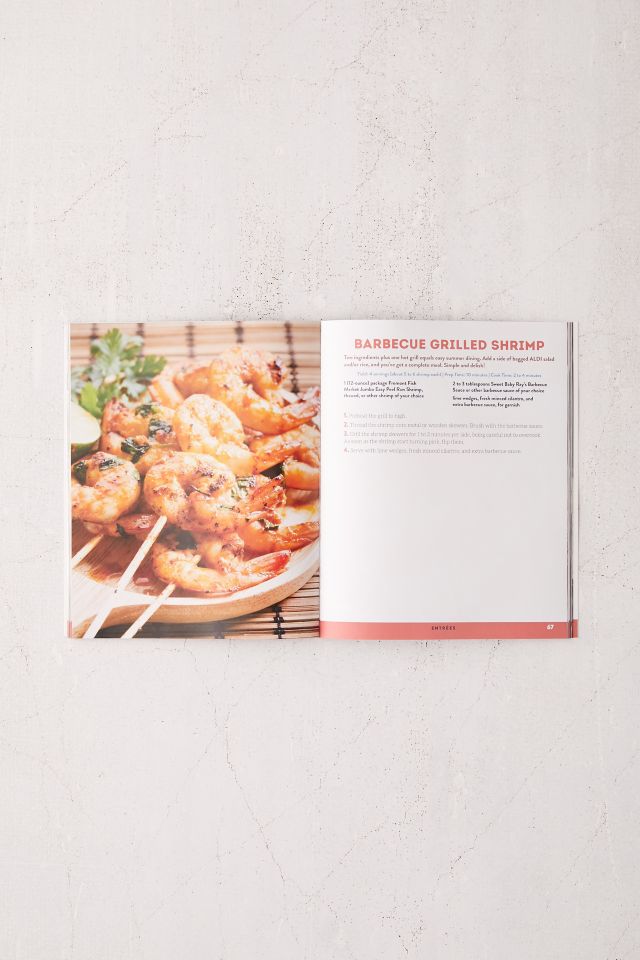 The Unofficial ALDI Cookbook: Delicious Recipes Made with Fan Favorites from the Award-Winning Grocery Store By Jeanette Hurt #3