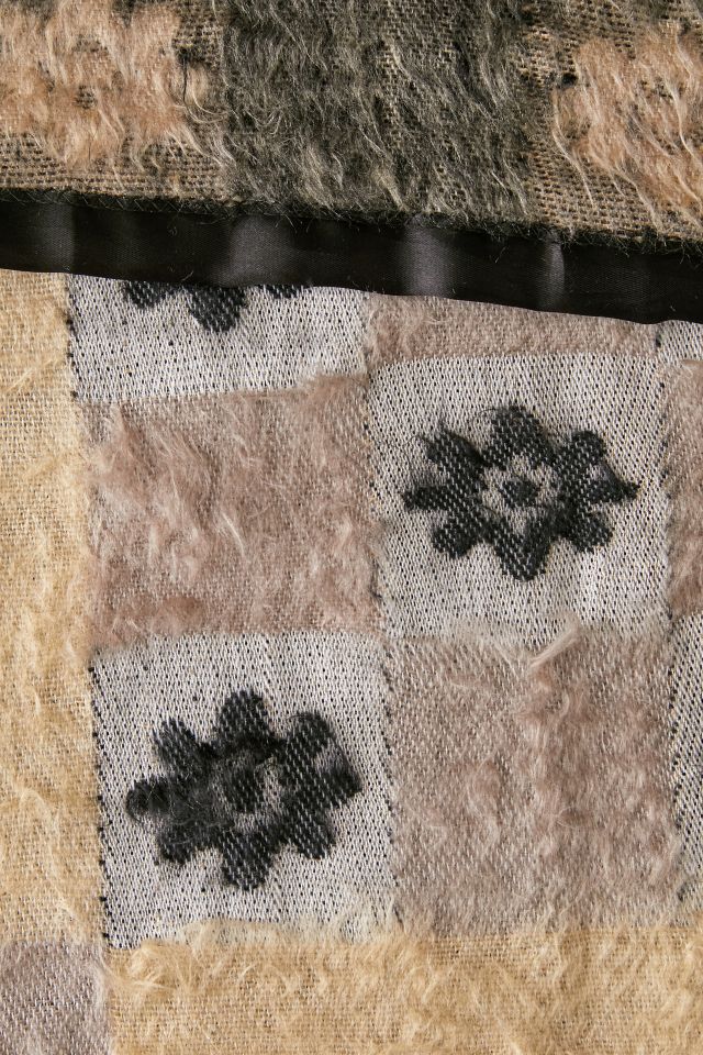 Beatrix Brushed Bed Blanket #2