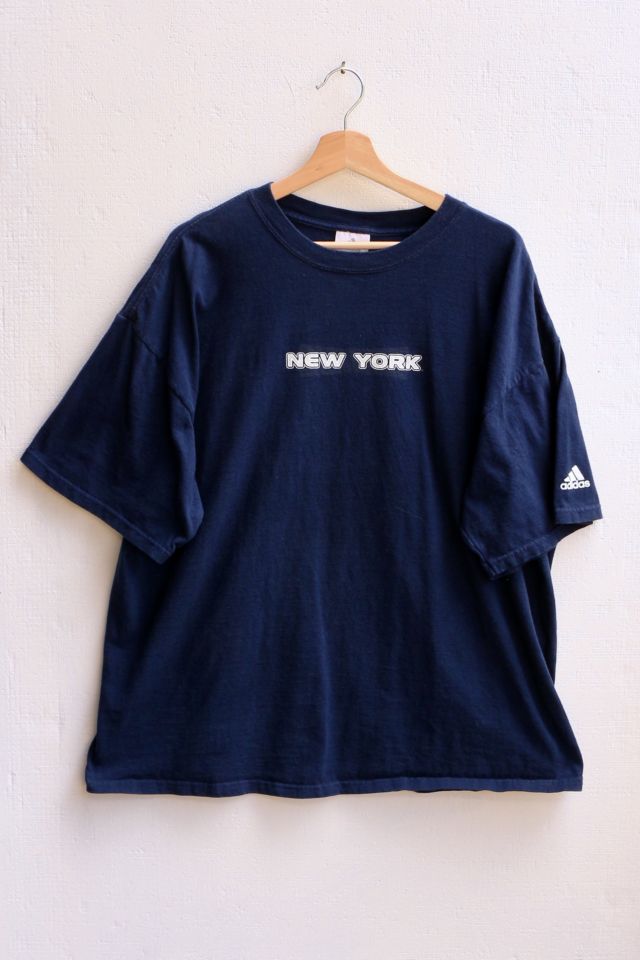 New Era New York Yankees Retro Ringer Tee  Urban Outfitters Japan -  Clothing, Music, Home & Accessories