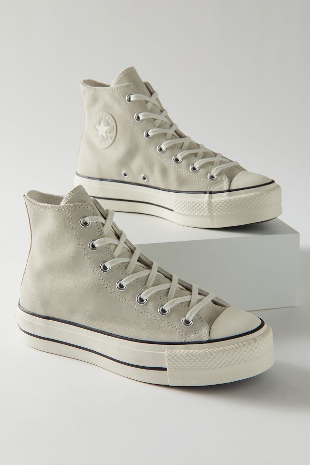 torre sextante cinta Converse Chuck Taylor All Star Suede Platform High Top Sneaker | Urban  Outfitters