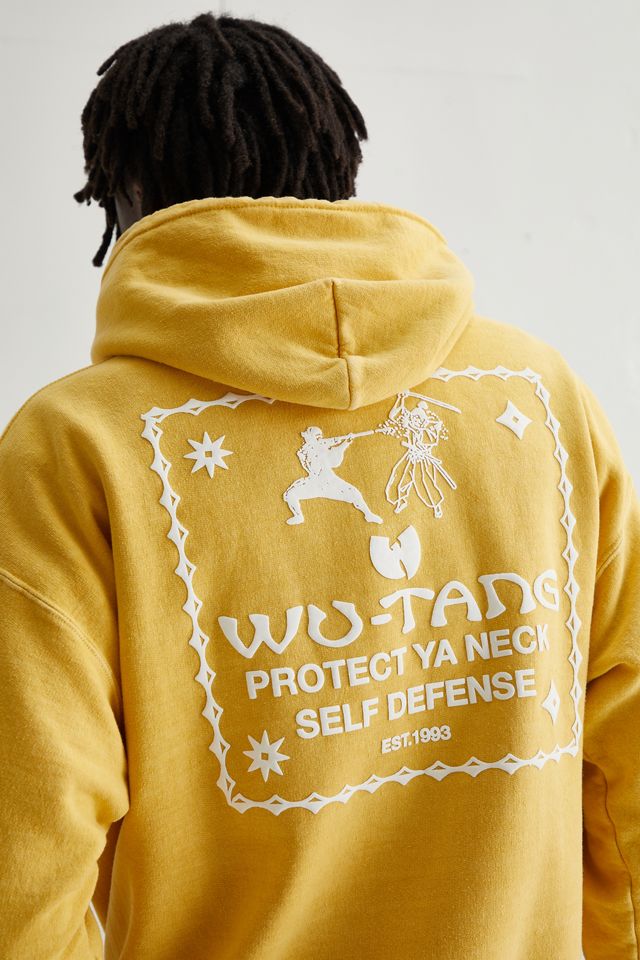 Wu-Tang Clan Protect Ya Neck Pullover Hoodie Sweatshirt | Urban Outfitters  Canada