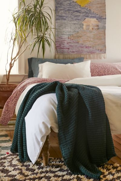 ReMADE By UO Remnants Recycled Waffle Throw Blanket