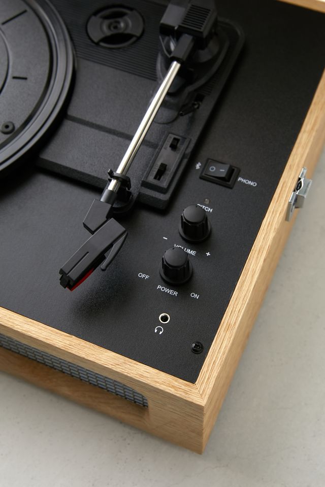 Crosley UO Exclusive Wood Voyager Record Player #4