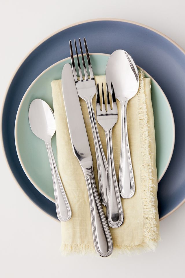 Graylyn 20-Piece Flatware Set | Urban Outfitters Canada