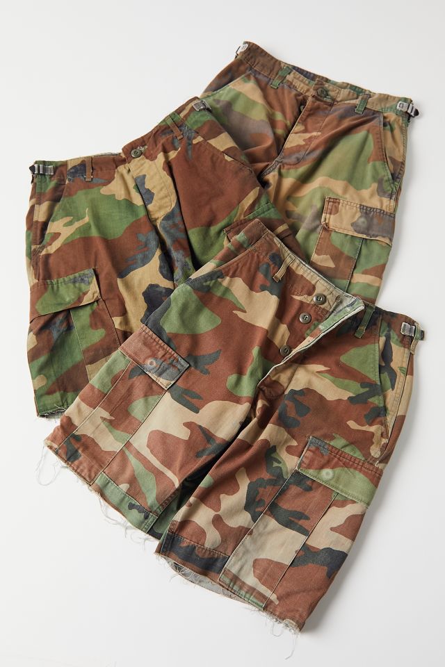 Urban outfitters sale camo shorts