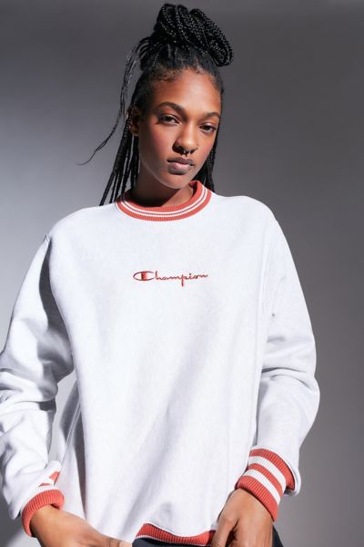 Champion sweater 2025 urban outfitters trabajo