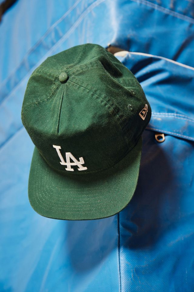 New Era Los Angeles Dodgers Chain Stitch Hoodie Stone