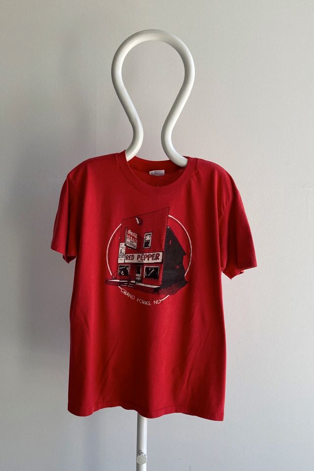 Vintag 90's Red Pepper Tacos Grand Forks North Dakota TShirt Size L/XL