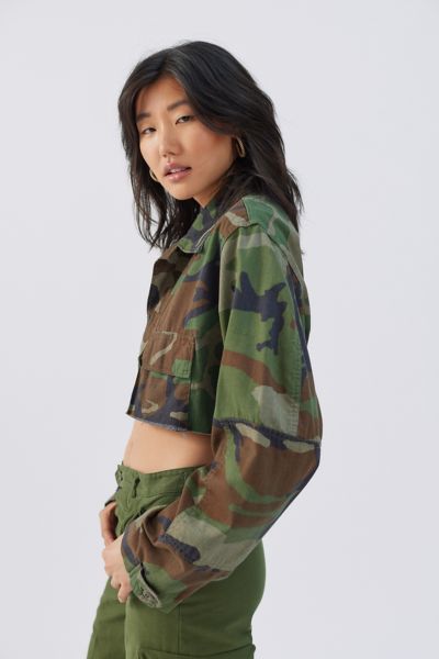 Cropped camo hot sale denim jacket