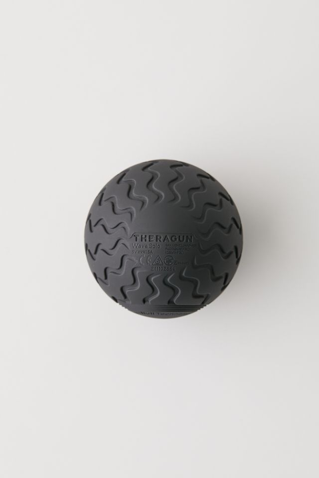 Therabody Wave Solo Vibration Device | Urban Outfitters