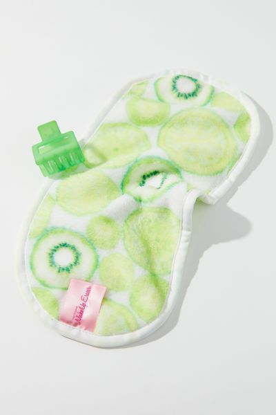 The Original Makeup Eraser Wanderlust 7-day Set In Key Lime