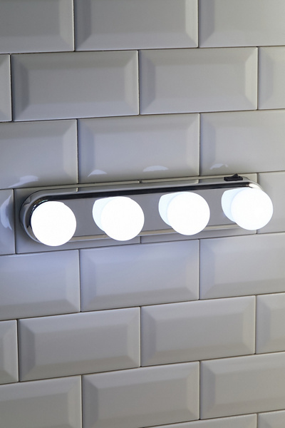 Luxe + Willow GLOW LED Vanity Light | Urban Outfitters