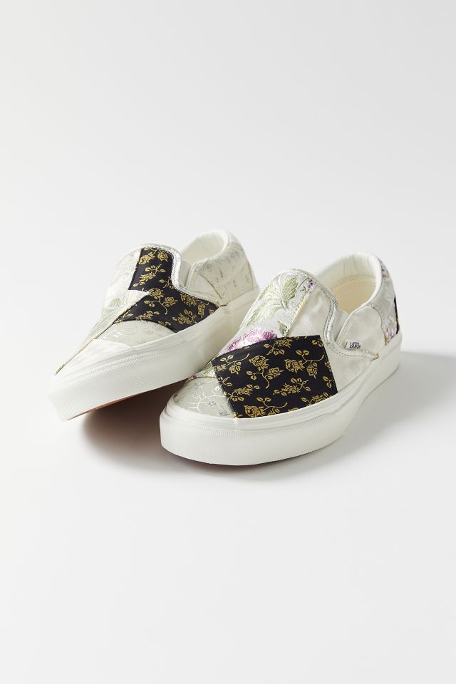 tyve Modig at forstå Vans Brocade Patchwork Slip-On Sneaker | Urban Outfitters