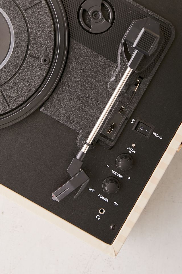 Crosley UO Exclusive Debossed Hilo Voyager Record Player #4