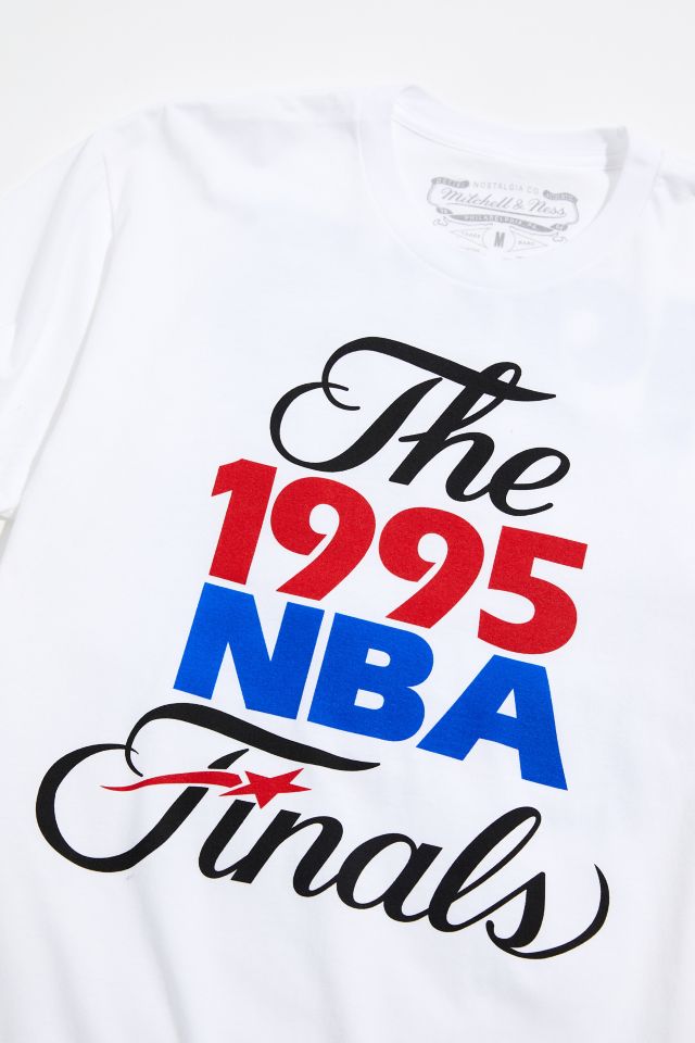 Mitchell & Ness Houston Rockets NBA Champs Tee  Urban Outfitters Japan -  Clothing, Music, Home & Accessories