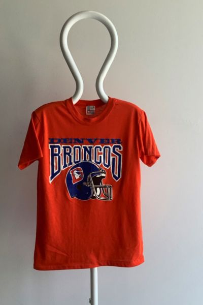 Vintage Denver Broncos Logo 7 T-Shirt - Medium – Old Earth Vintage