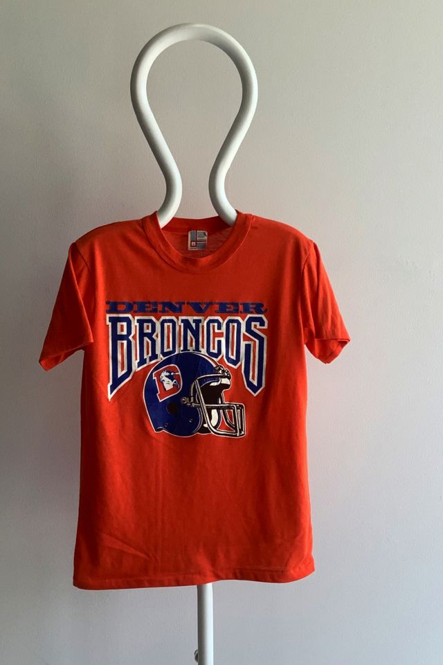 Vintage 70's Super Soft Denver Broncos T-Shirt With Logo Wear Size M