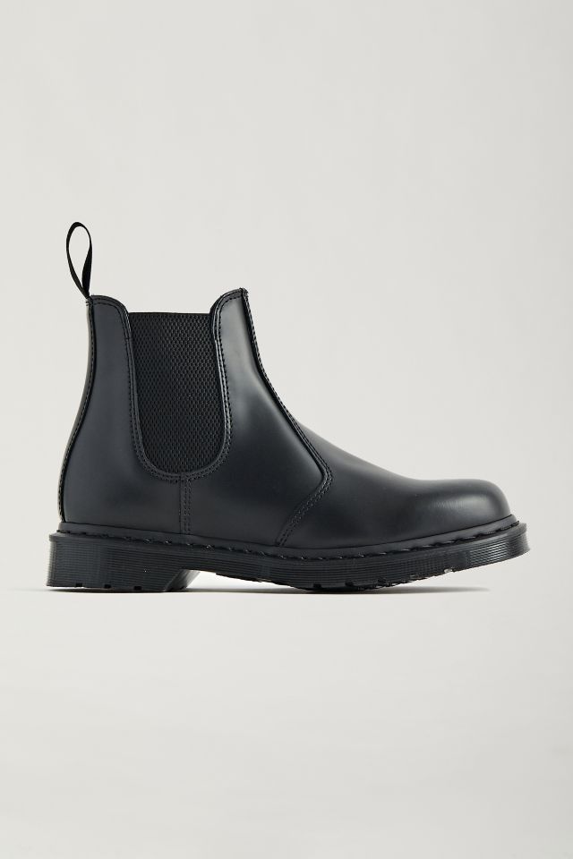 DR. MARTENS 2976 MONO CHELSEA BOOTS - Black Leather