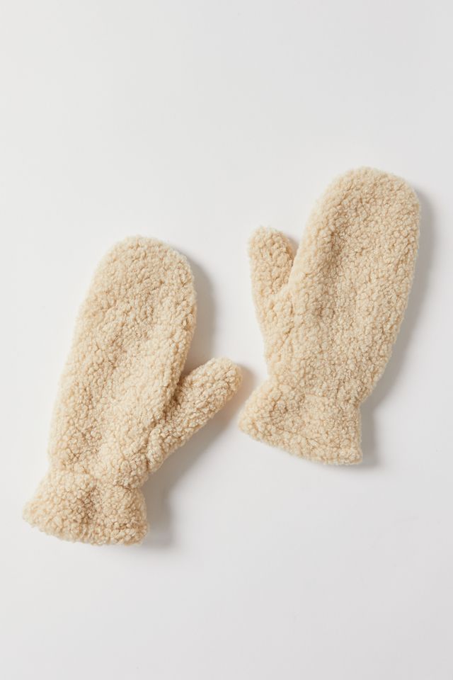 Teddy Mitten Urban Outfitters
