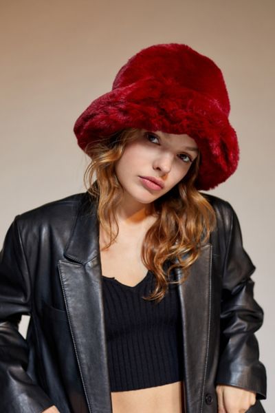 Fluffy Faux Fur Bucket Hat | Urban Outfitters