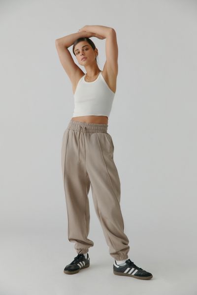 mens small pants in women's