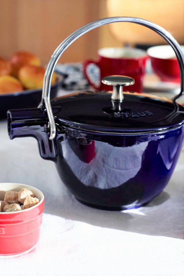 Staub Cast Iron 1-qt Round Tea Kettle - Cherry