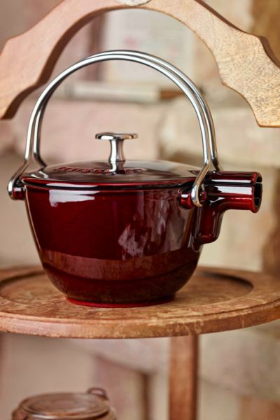 Staub Cast Iron 1-qt Round Tea Kettle In Grenadine